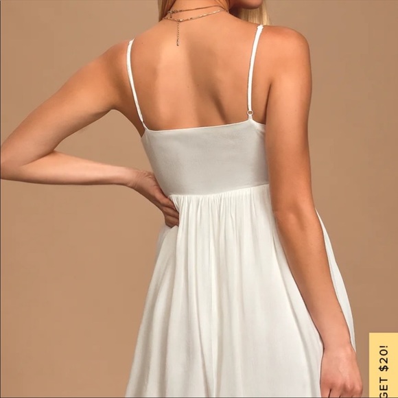 Daisy Petal Pickin' Ivory Embroidered Dress - Picture 6 of 7